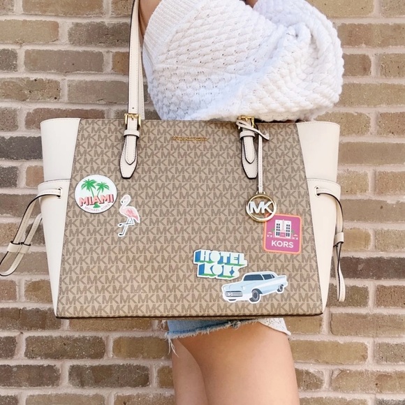 Michael Kors Gilly Jet Set Travel Large Drawstring Top Zip Tote Signature MK - Picture 3 of 7